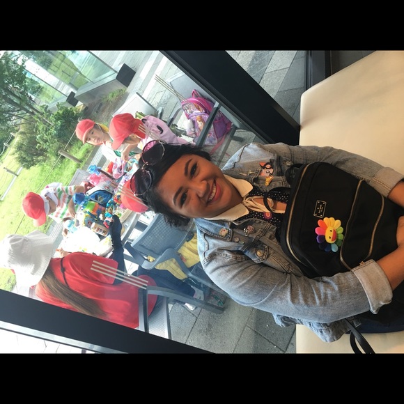 Meet your Posher, Bobbie jonell - Picture 5 of 7